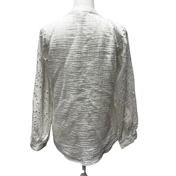 Nicole Miller White   3/4 Sleeve Artelier Embroidered Eyelet Button up Blouse M - Picture 10 of 14